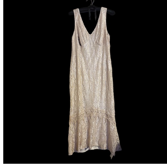 VINTAGE Lace S.L. Fashions Champagne Sleeveless Slip Maxi Dress 20 Across 12 VINTAGE Lace S.L. Fashions Champagne Sleeveless Slip Maxi Dress 20 Across 12